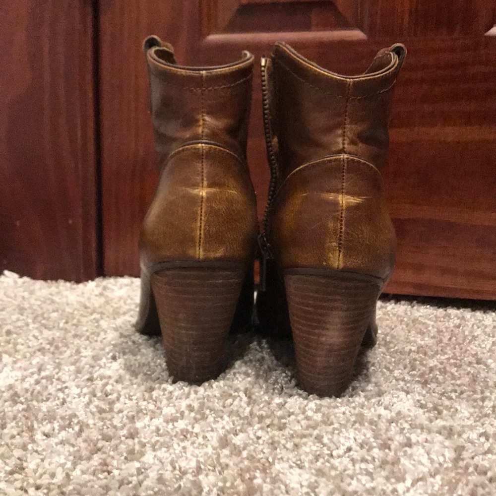 Not Rated Brown Bootie - Picture 4 of 6